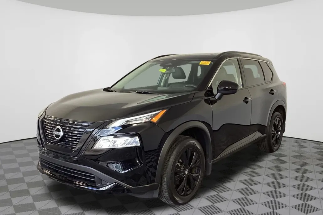2023 Nissan Rogue Midnight Edition AWD SV photo 1