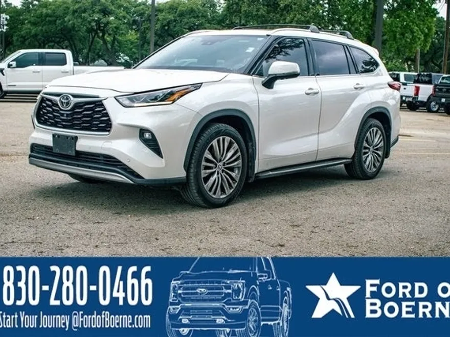 2021 Toyota Highlander Platinum photo 1