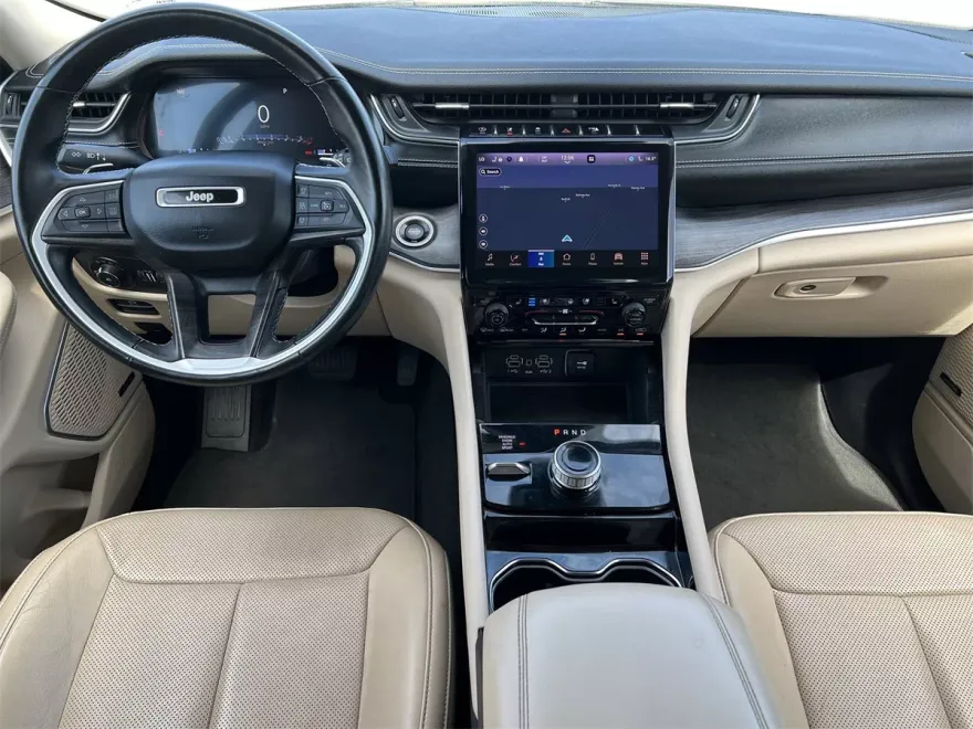 2021 Jeep Grand Cherokee Limited photo 1