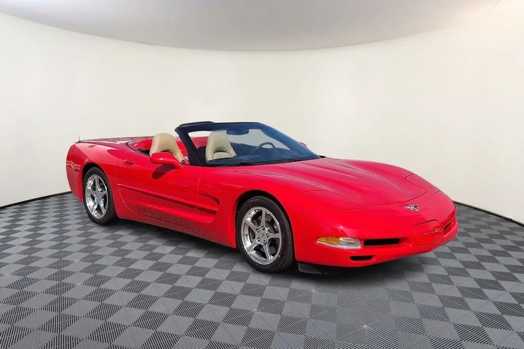 2003 Chevrolet Corvette Base photo 1