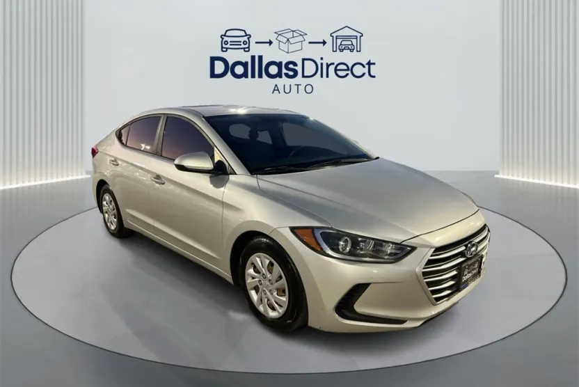 2017 Hyundai Elantra SE photo 1