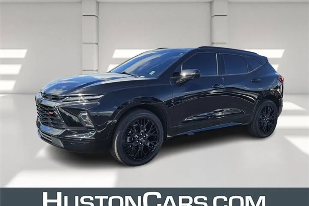 2023 Chevrolet Blazer RS photo 1