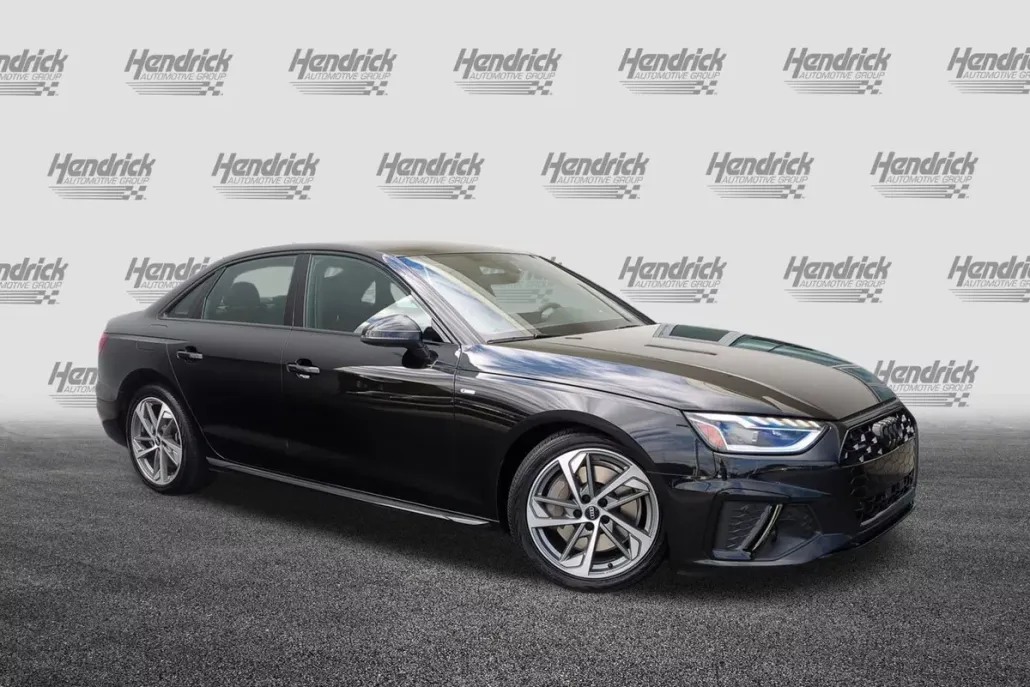 2021 Audi A4 S line Premium Plus photo 1