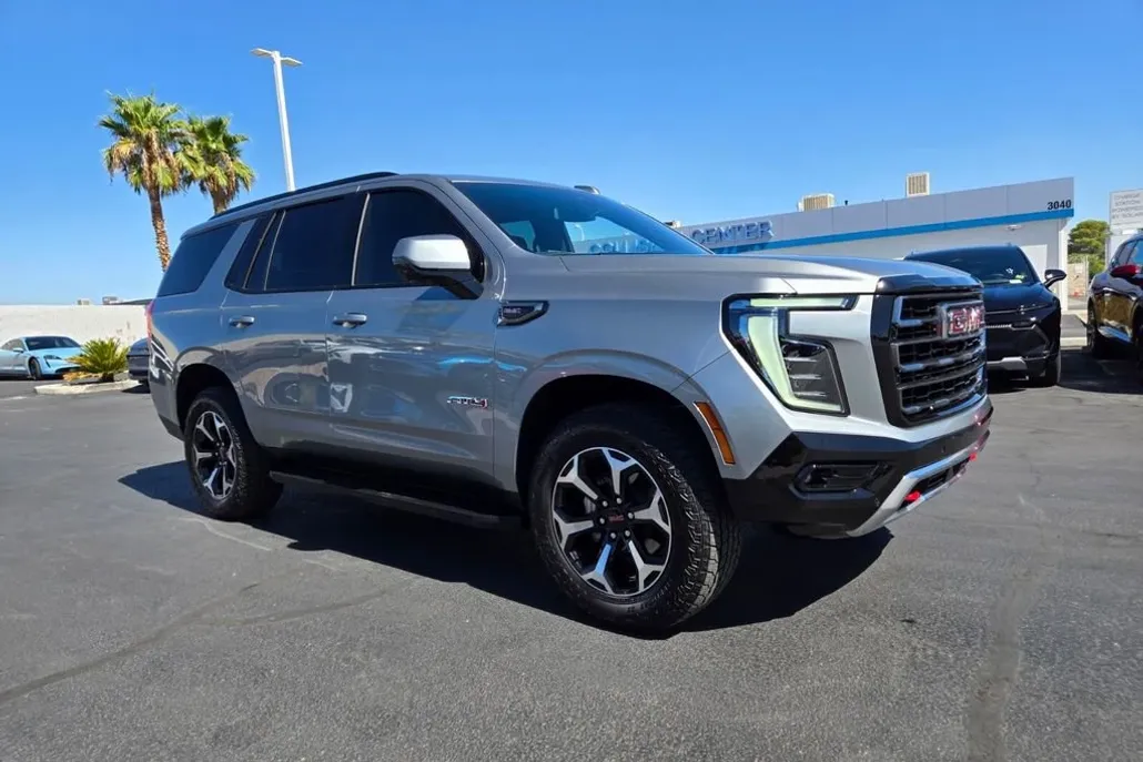 2025 Gmc Yukon Denali Ultimate photo 1