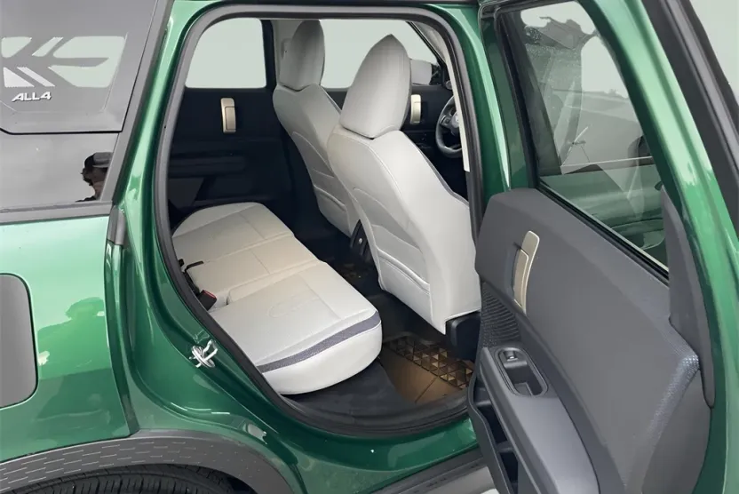 2025 Mini Cooper ALL4 S photo 1
