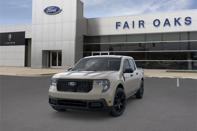 2025 Ford Maverick XLT photo 1