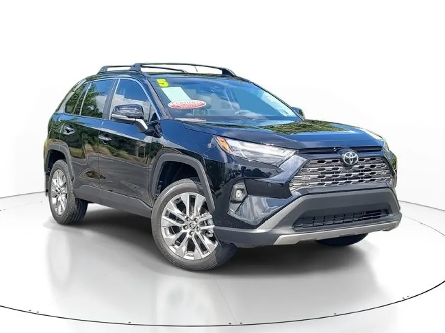 2025 Toyota RAV4 Limited photo 1