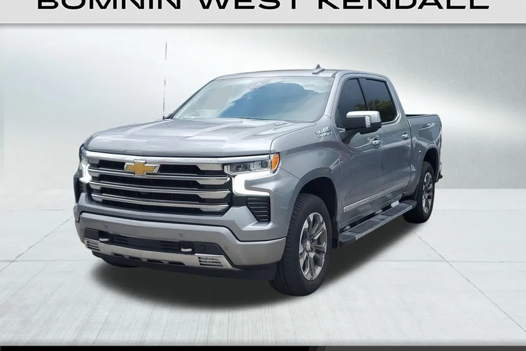 2024 Chevrolet Silverado 1500 High Country photo 1