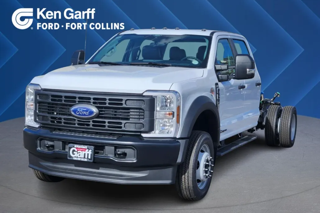 2025 Ford F-550 XL photo 1
