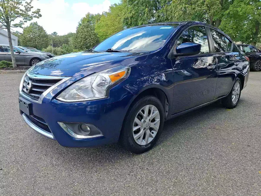 2018 Nissan Versa photo 1