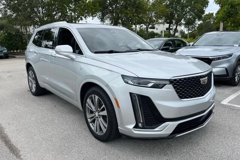 2020 Cadillac XT6 Premium Luxury photo 1