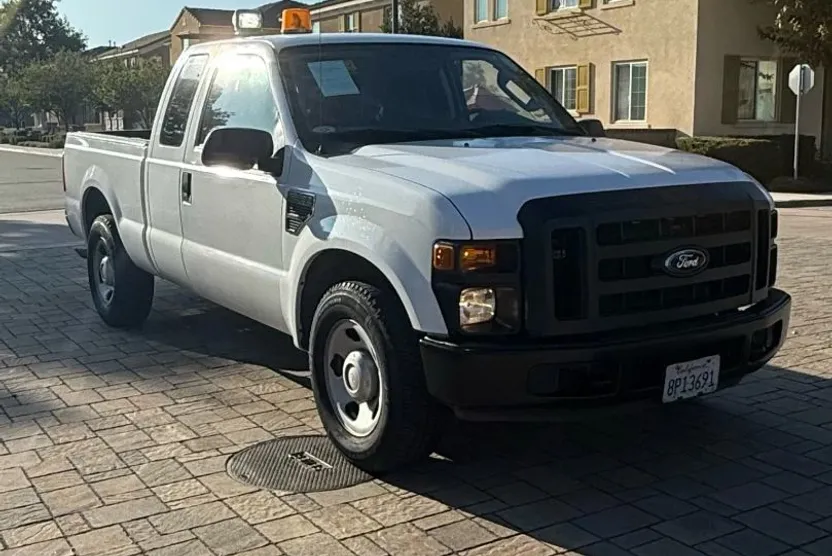 2008 Ford F-350 photo 1