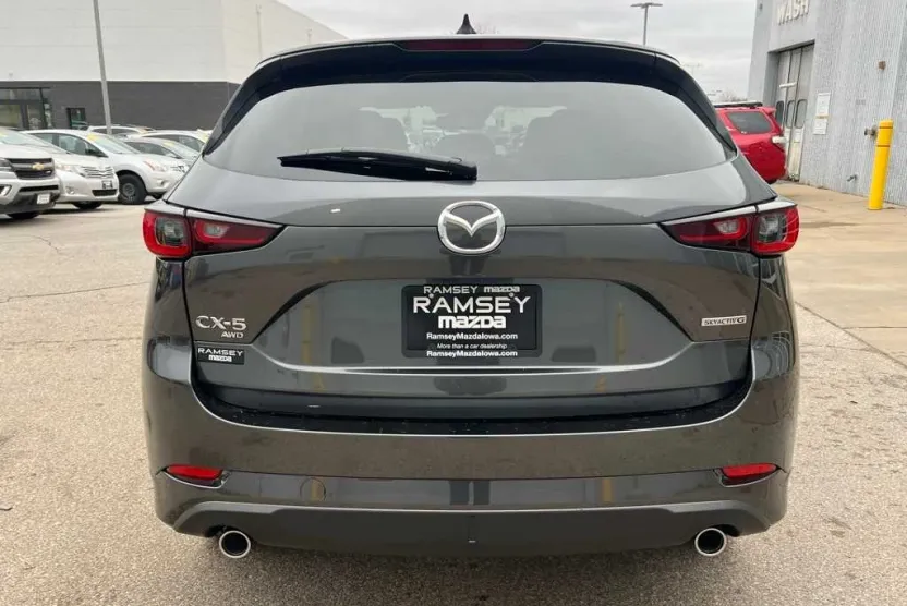 2025 Mazda CX-5 2.5 S Preferred photo 1