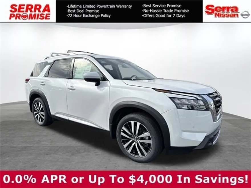 2025 Nissan Pathfinder Platinum photo 1