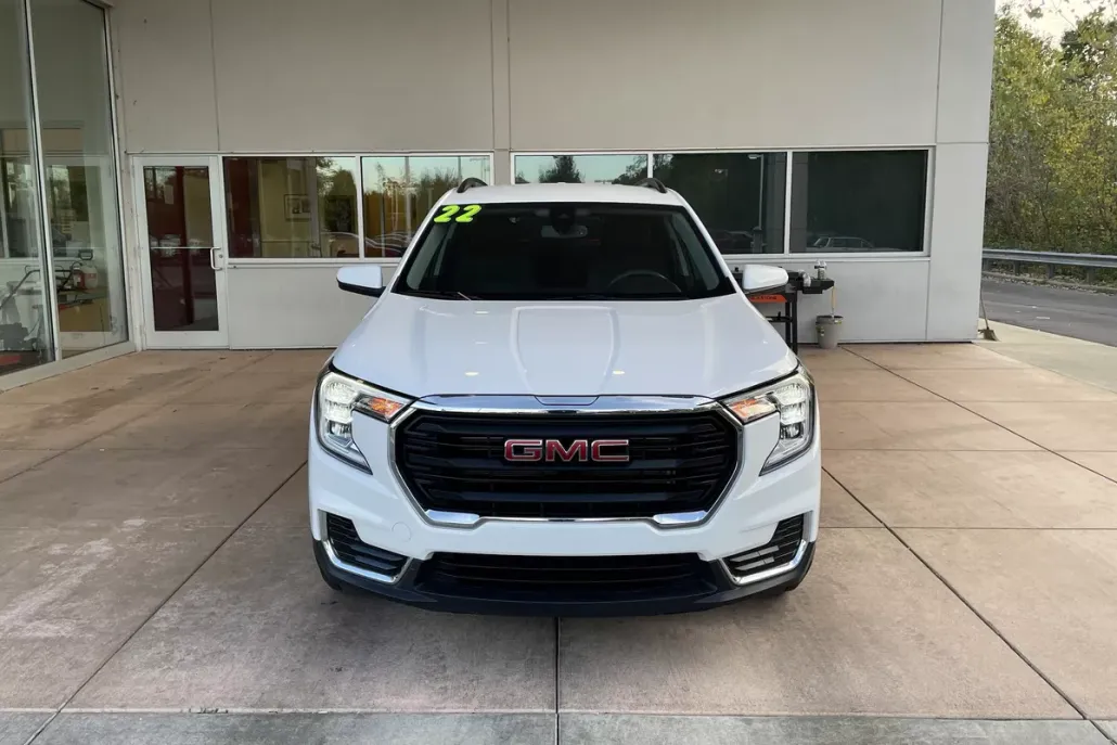 2022 Gmc Terrain SLE photo 1