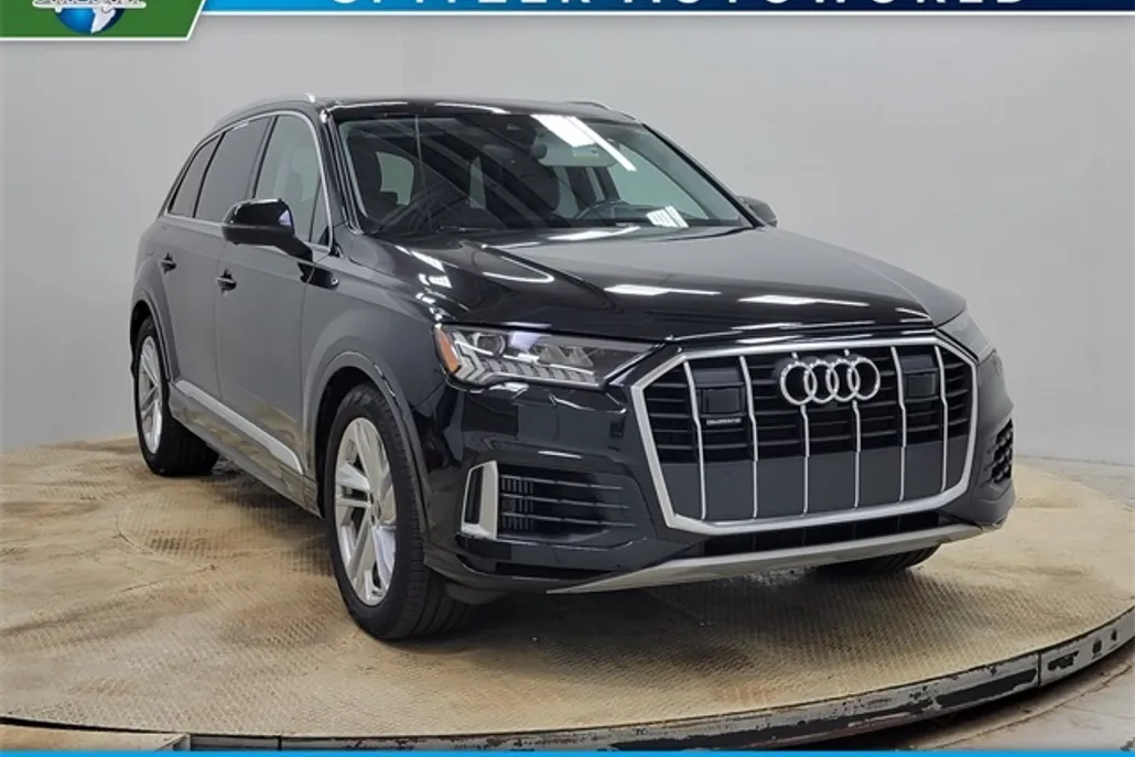 2023 Audi Q7 55 Prestige photo 1