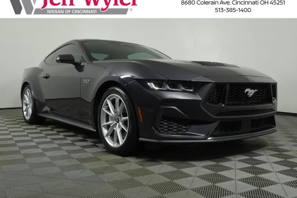2024 Ford Mustang GT Premium photo 1
