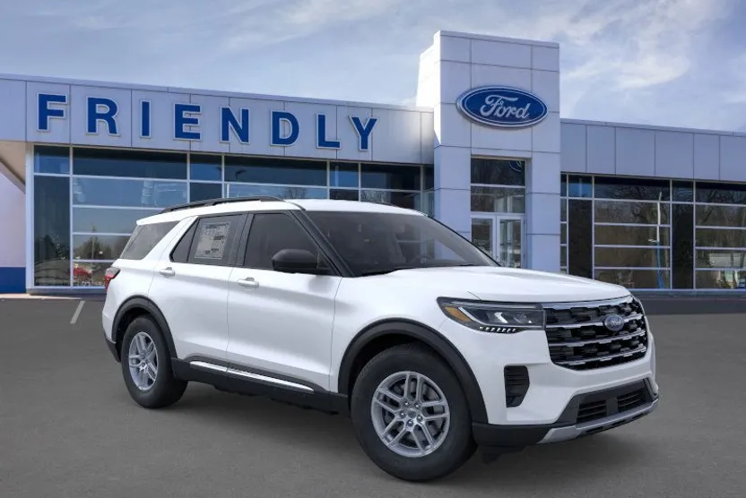 2025 Ford Explorer photo 1