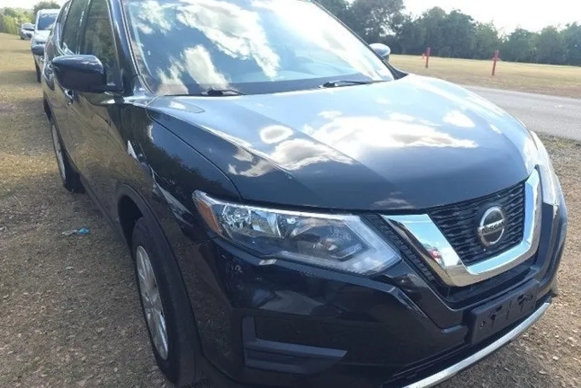 2019 Nissan Rogue S photo 1