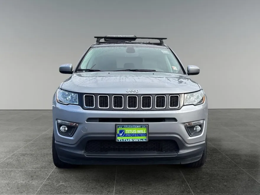 2020 Jeep Compass Latitude photo 1