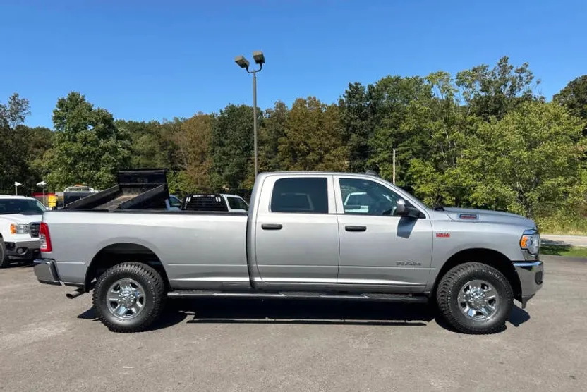 2022 Ram 2500 Tradesman photo 1