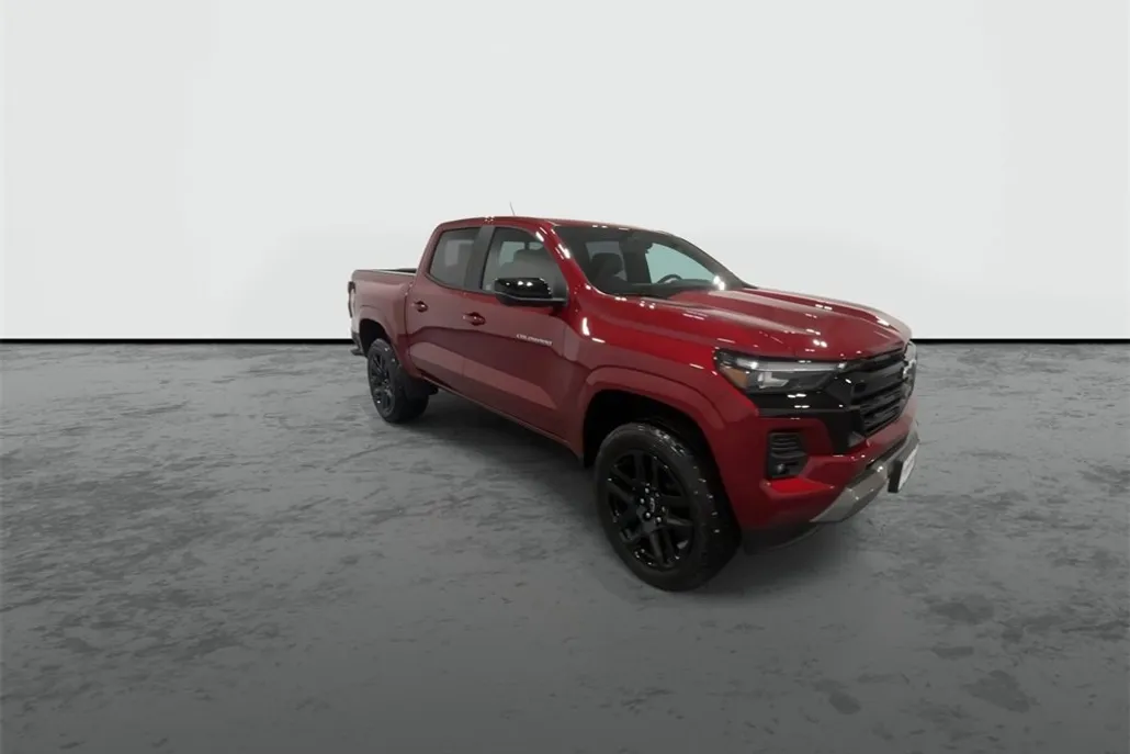 2025 Chevrolet Colorado Z71 photo 1