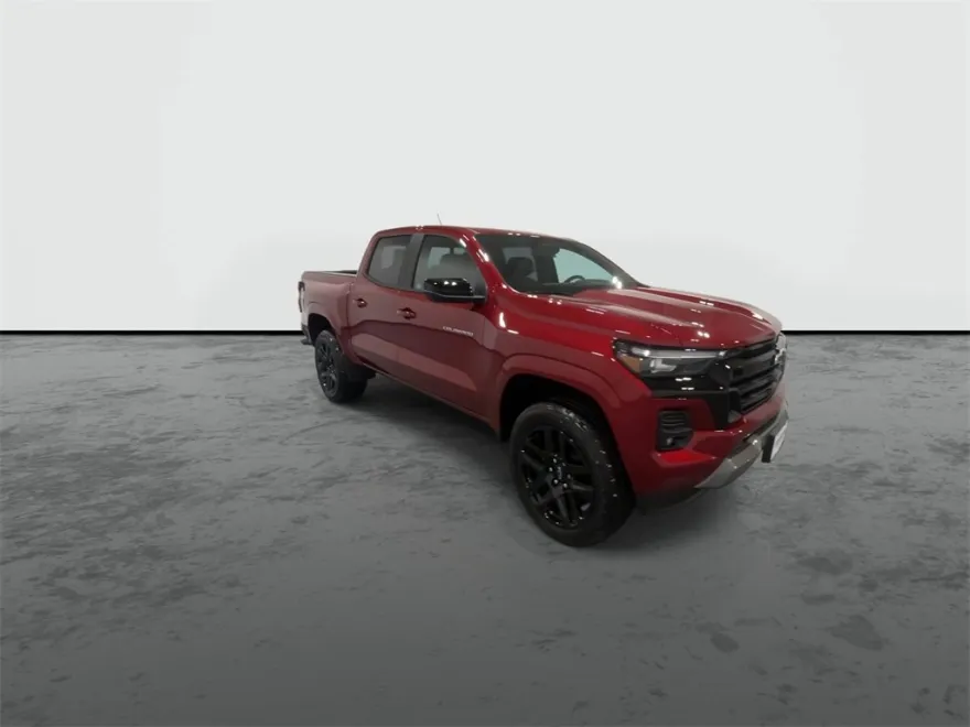 2025 Chevrolet Colorado Z71 photo 1