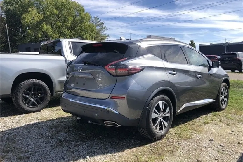 2019 Nissan Murano SV photo 1