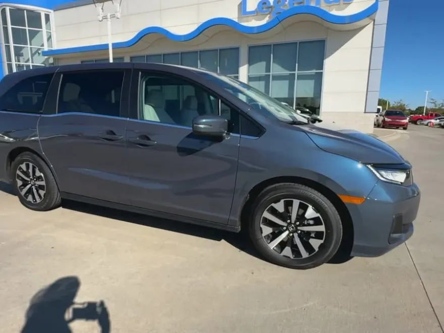 2026 Honda Odyssey EX-L photo 1