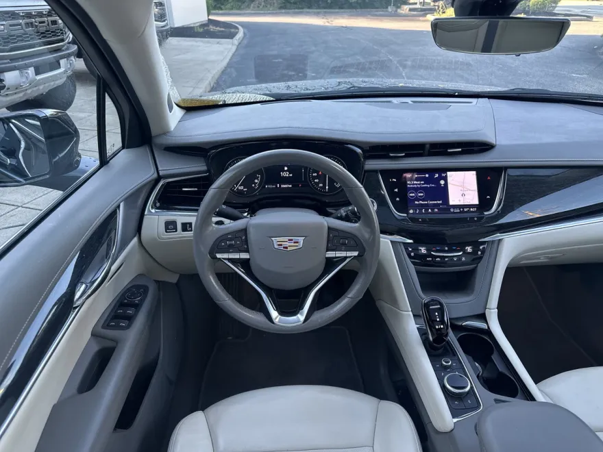 2022 Cadillac XT6 Premium Luxury photo 1