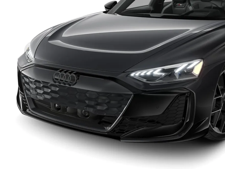 2025 Audi RS e-tron GT Base photo 2