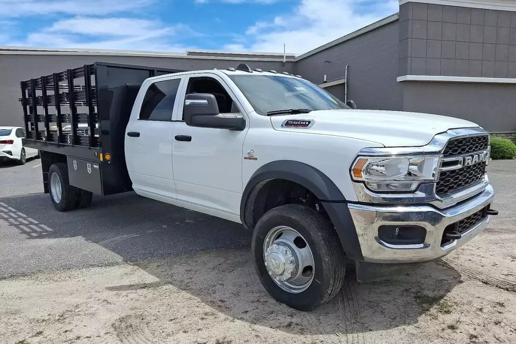 2024 Ram 5500 Tradesman photo 1