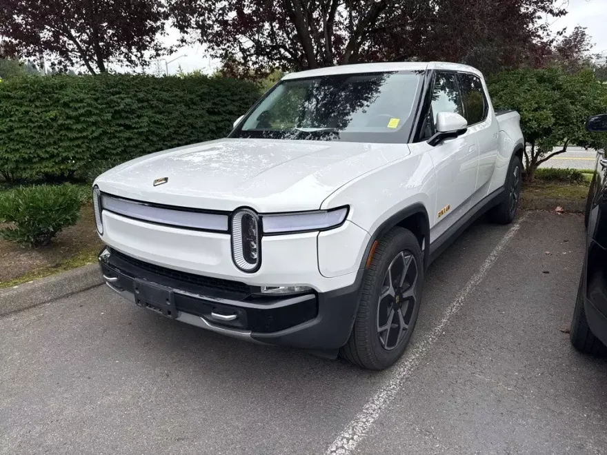 2023 Rivian R1T Adventure photo 1