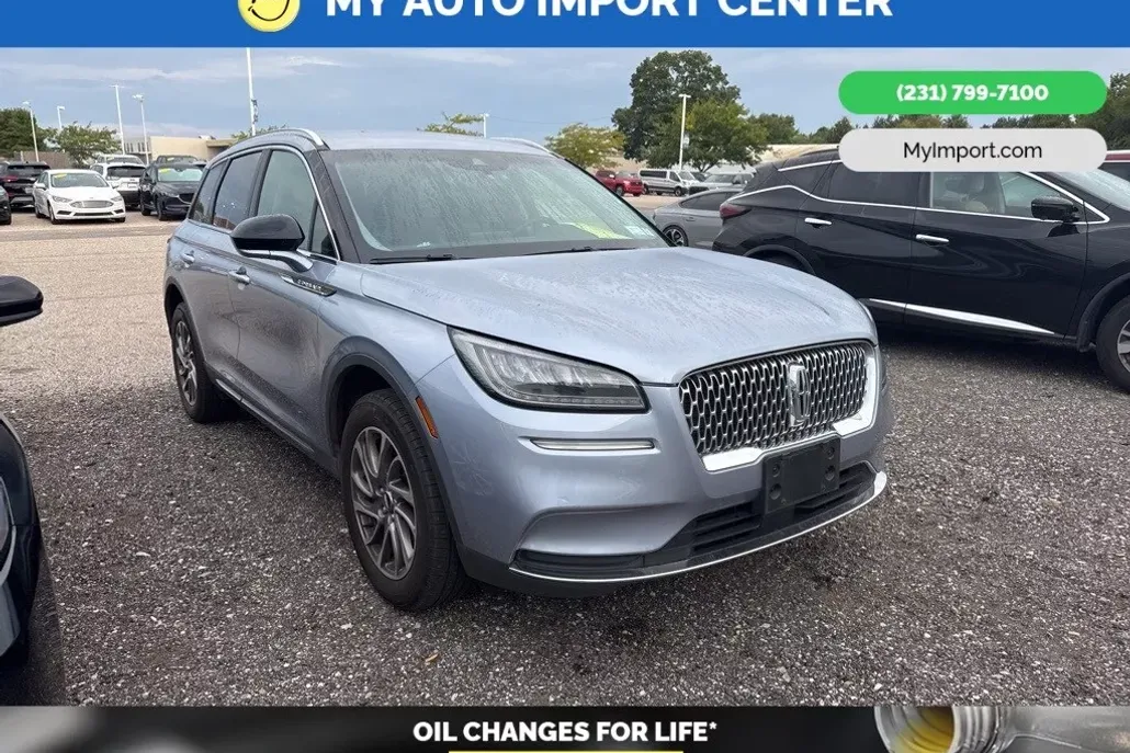 2022 Lincoln Corsair Standard photo 1