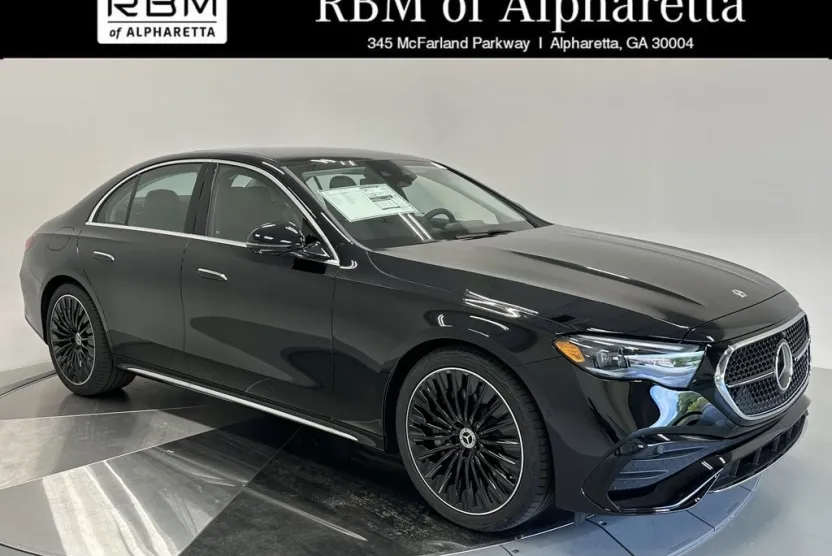 2026 Mercedes Benz E 450 4MATIC photo 1