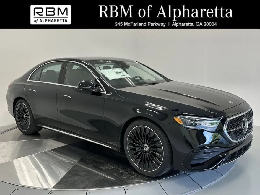 2026 Mercedes Benz E 450 4MATIC photo 1