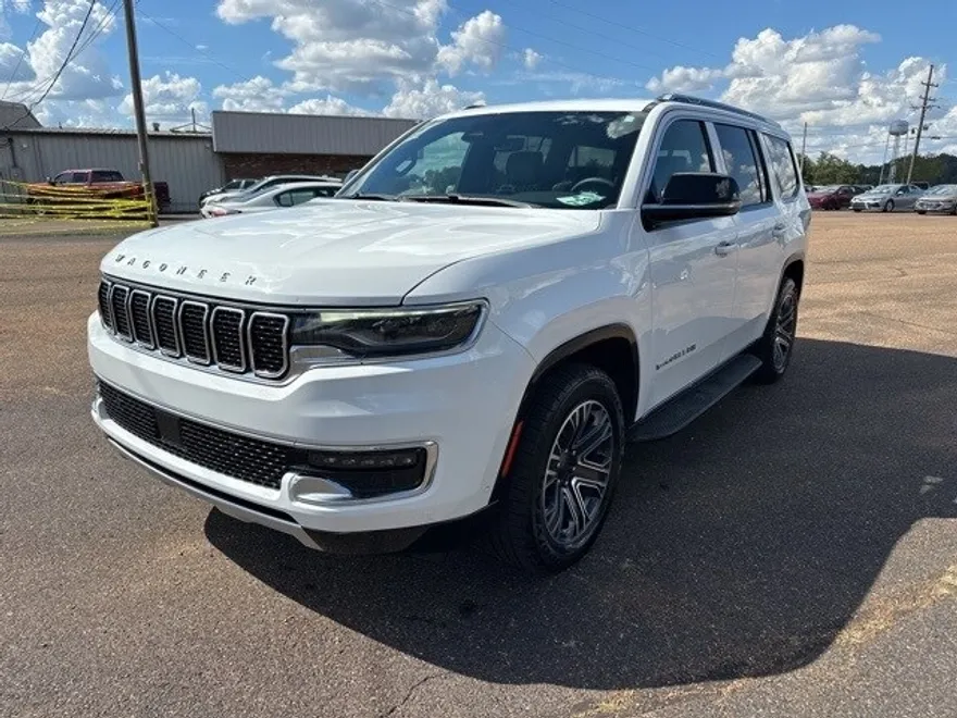 2024 Jeep Wagoneer Series II photo 1
