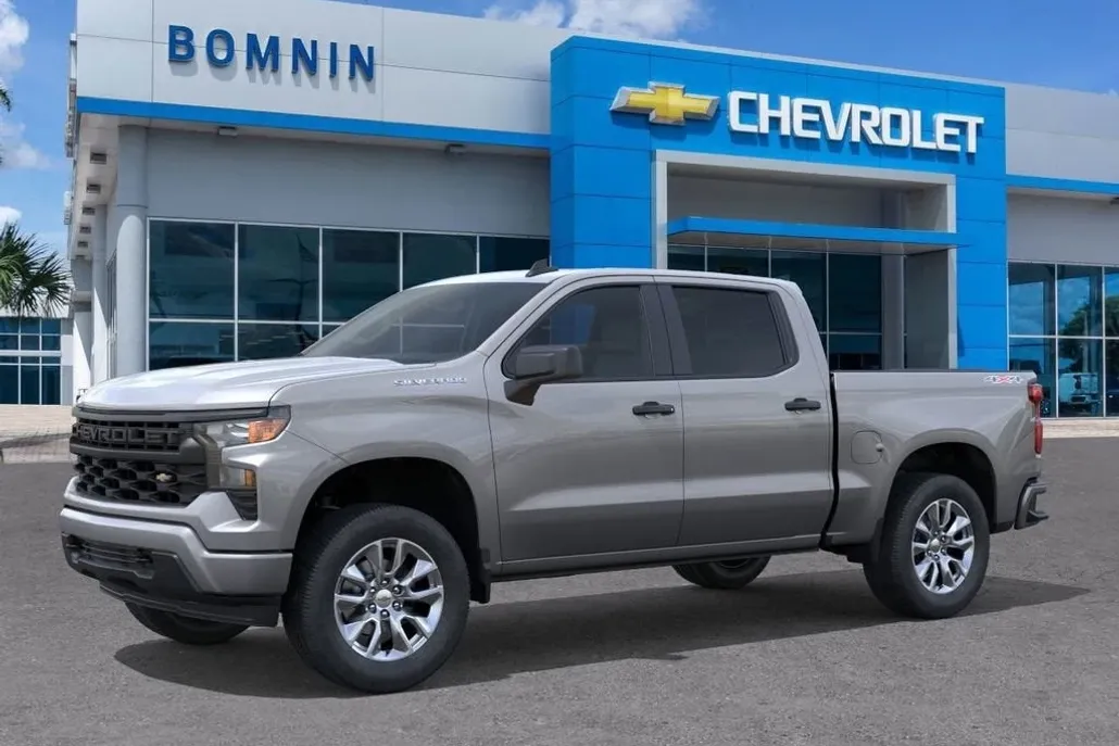 2025 Chevrolet Silverado 1500 Custom photo 1