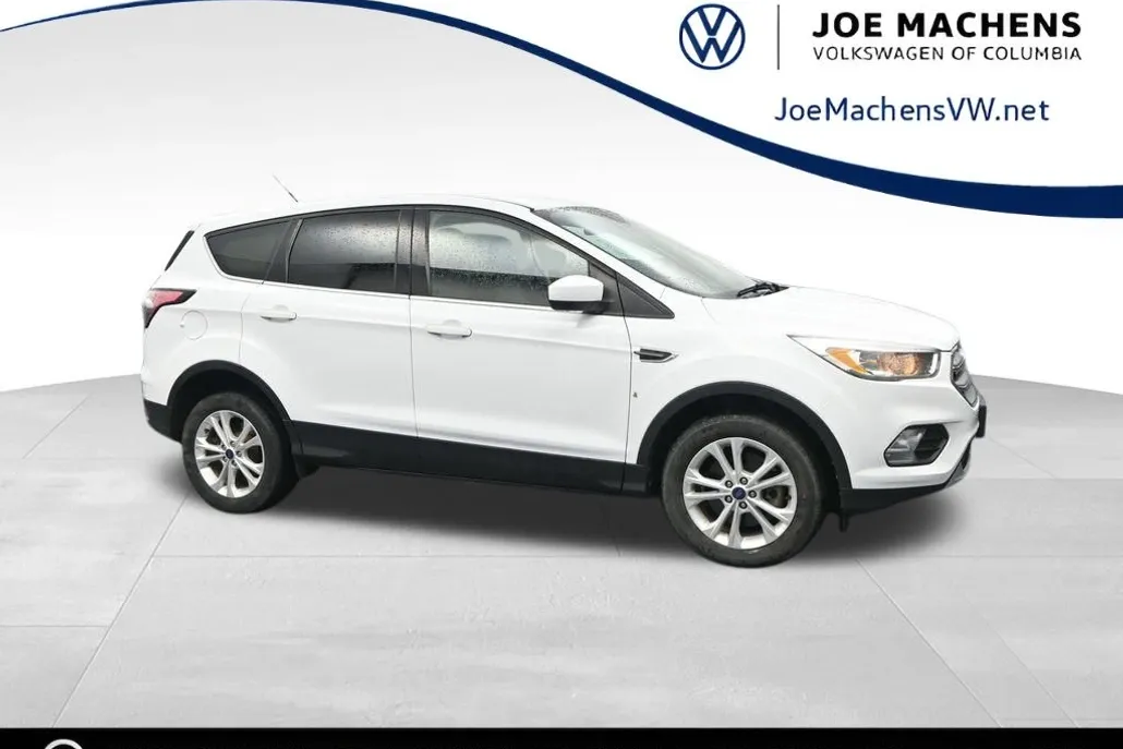 2017 Ford Escape SE photo 1