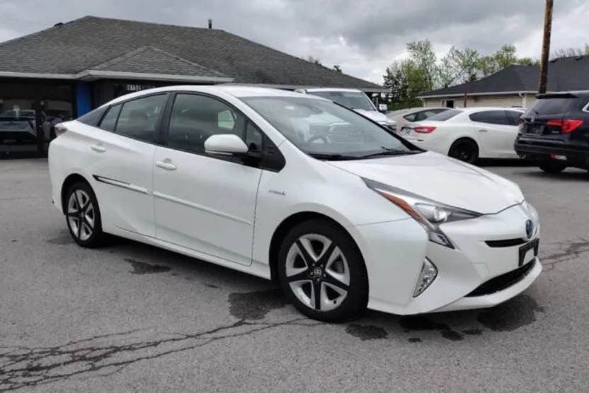 2016 Toyota Prius Two Eco Three Four Touring photo 1