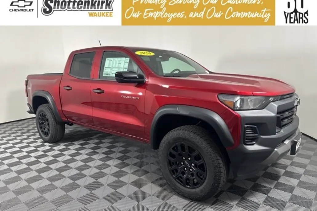 2026 Chevrolet Colorado Trail Boss photo 1