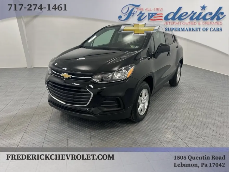 2022 Chevrolet Trax LS photo 1