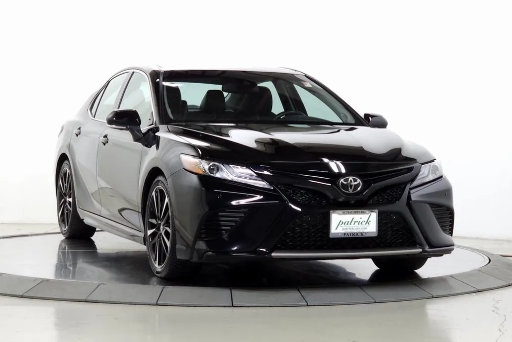 2018 Toyota Camry XSE V6 photo 1