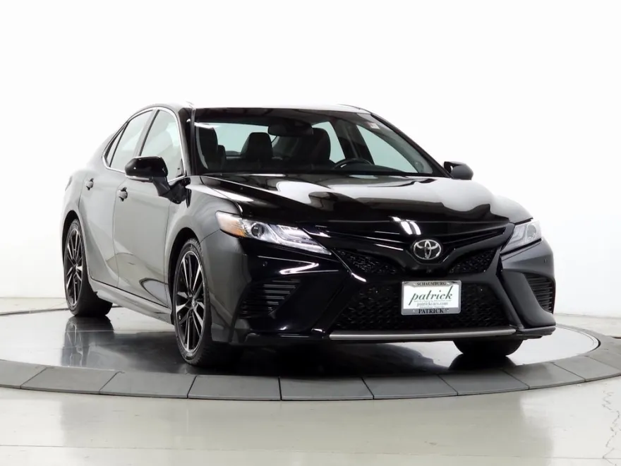 2018 Toyota Camry XSE V6 photo 1