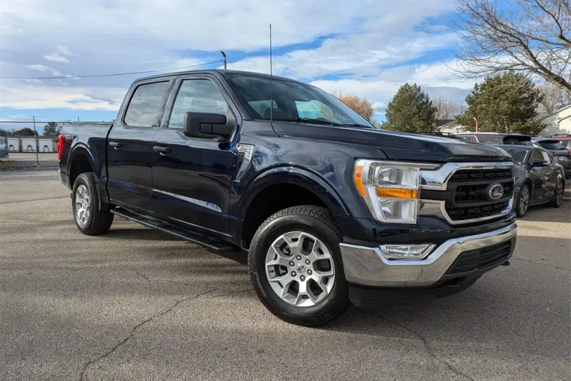 2023 Ford F-150 XLT photo 1