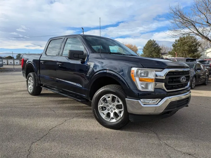 2023 Ford F-150 XLT photo 1