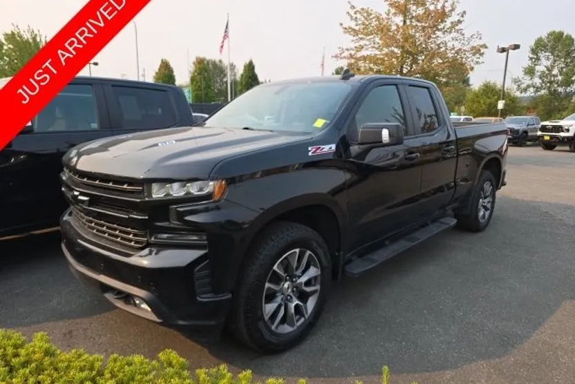 2021 Chevrolet Silverado 1500 RST photo 1