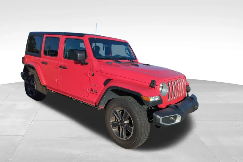 2023 Jeep Wrangler Sahara photo 1