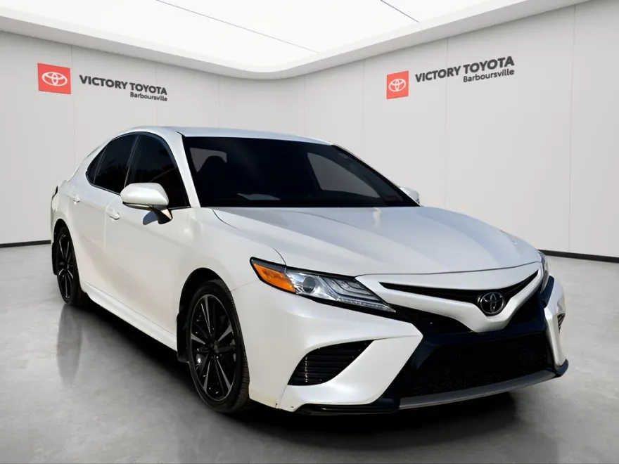2020 Toyota Camry XSE photo 1