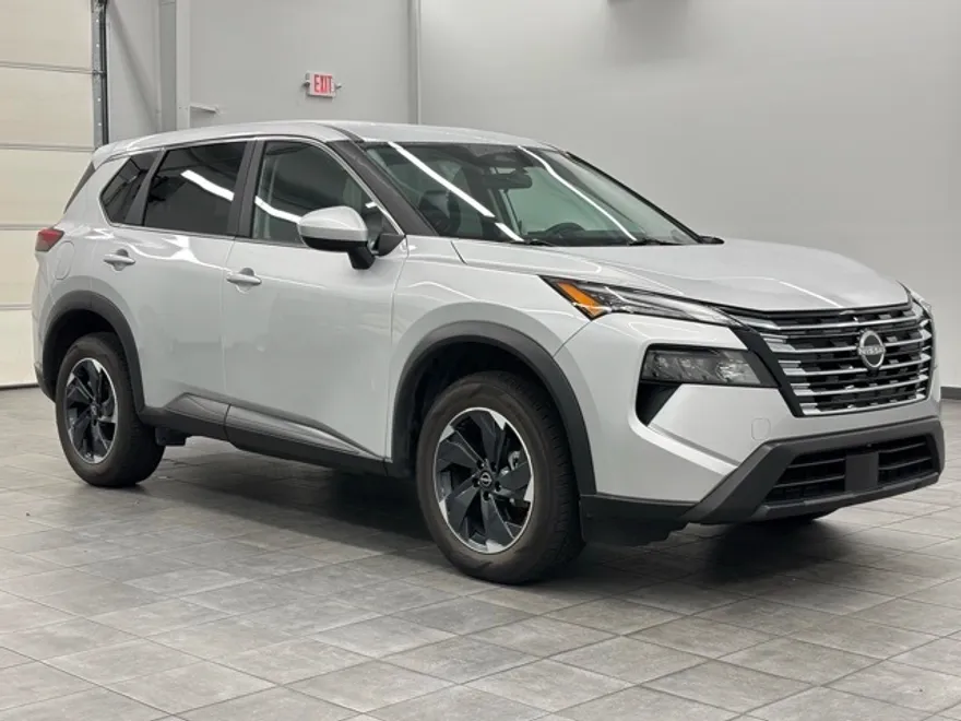 2025 Nissan Rogue SV photo 1